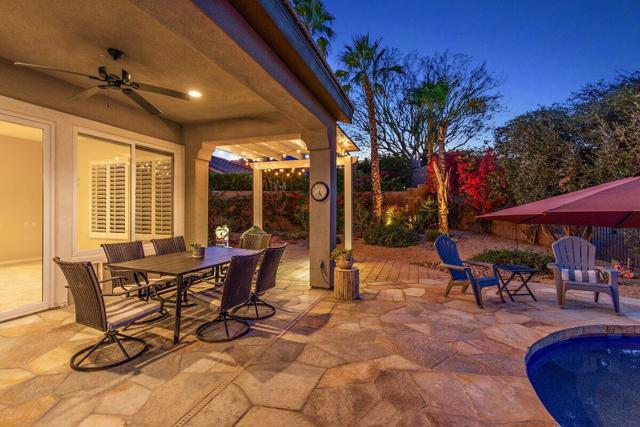 81196 Victoria Lane, La Quinta CA: https://media.crmls.org/mediaz/55543190-aa75-4a00-a475-41f1047ed1c7.jpg