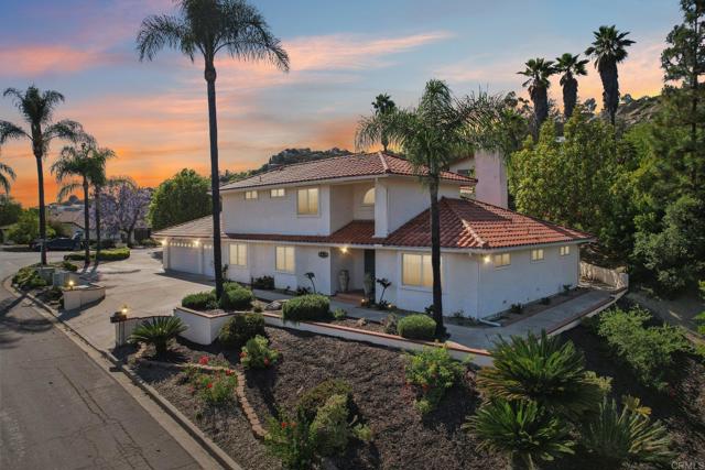 9704 Indian Creek Way, Escondido CA: https://media.crmls.org/mediaz/555463c0-2511-40dc-9153-a7ebf4d2a83f.jpg