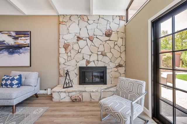 828 Hawthorne Way, Millbrae CA: https://media.crmls.org/mediaz/5555c9ad-8854-428b-a3d5-6153480896a7.jpg
