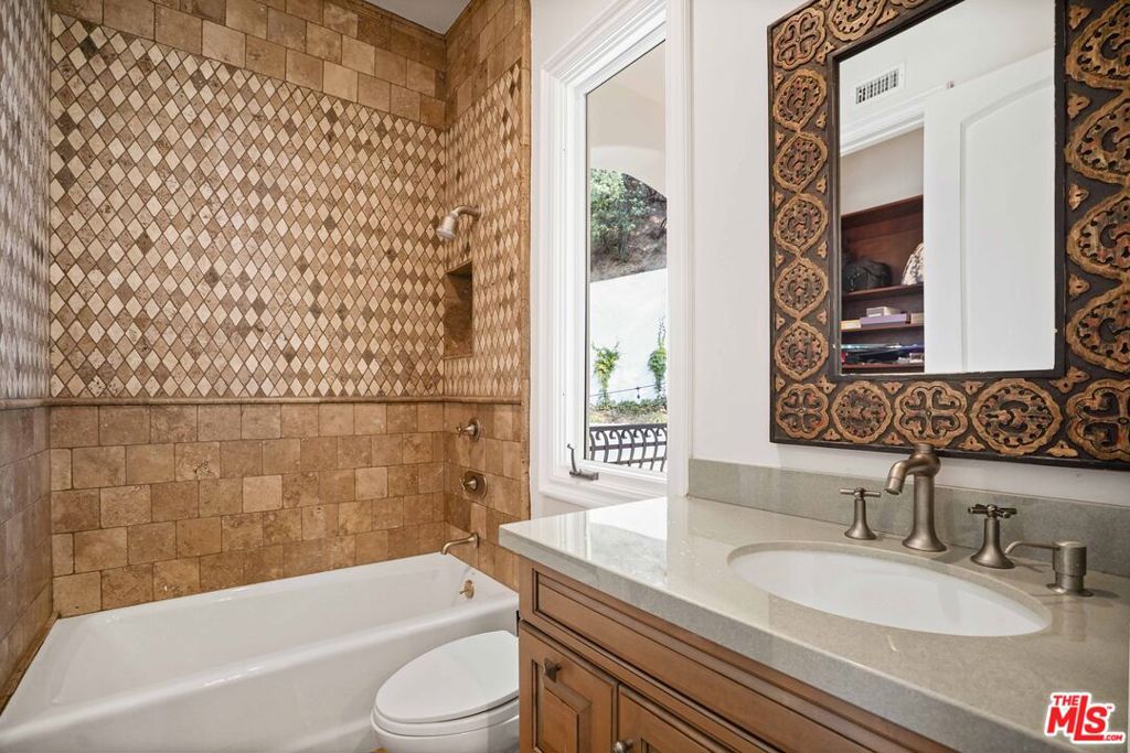 MLS #26858457 image #42
