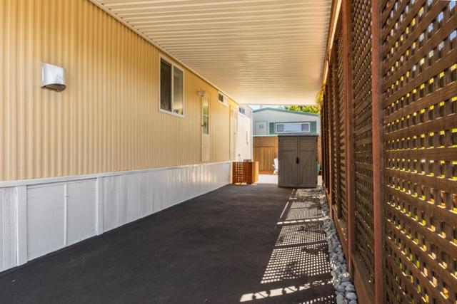 4160 Jade Street, Capitola CA: https://media.crmls.org/mediaz/5556038b-f1b7-4d4f-b58f-f37ae9346160.jpg