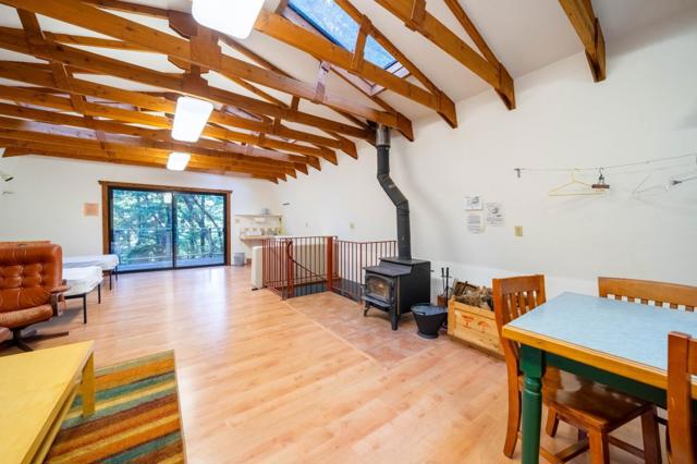 1301 Bear Creek, Boulder Creek CA: https://media.crmls.org/mediaz/5556424e-4e88-46d6-97fe-16dfa0c6a86d.jpg