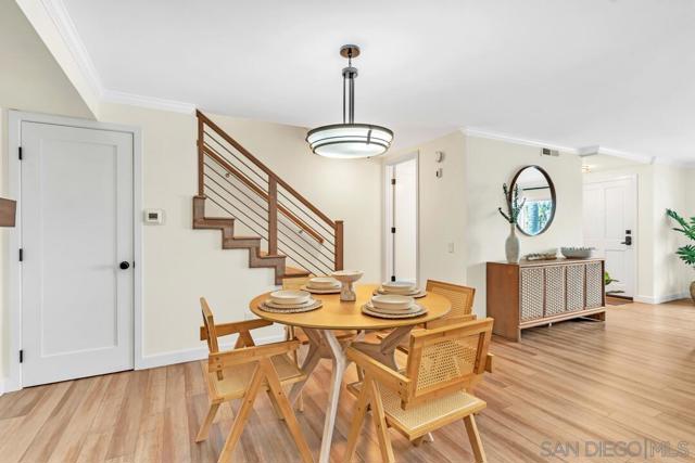 24 Montego Court, Coronado CA: https://media.crmls.org/mediaz/55564406-a4e7-48f4-89f3-0be63f167ded.jpg