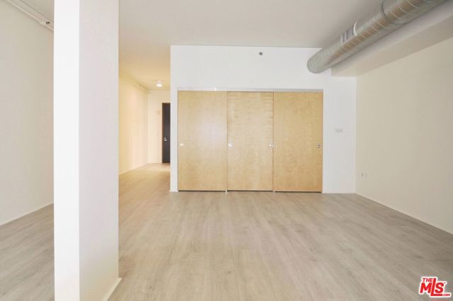 1111 S Grand Avenue, Los Angeles CA: https://media.crmls.org/mediaz/5556db39-72fc-48ee-b7ef-bb3e544dd105.jpg