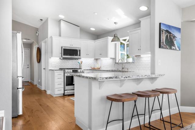 18530 Berta Ridge Place, Salinas CA: https://media.crmls.org/mediaz/5556e390-93b9-410c-bce0-305acb7904f5.jpg