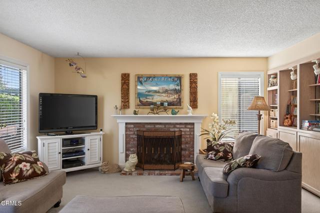 Detail Gallery Image 6 of 18 For 230 Spindlewood Ave, Camarillo,  CA 93012 - 3 Beds | 2/1 Baths