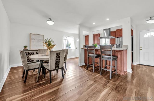 2801 Whitney Street, San Diego CA: https://media.crmls.org/mediaz/5557a6d4-ad2a-4c30-94a8-e0a479089b0b.jpg