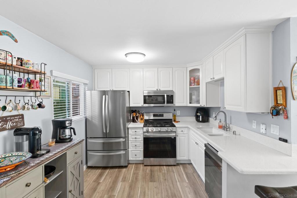 4950 Coronado - photo 16