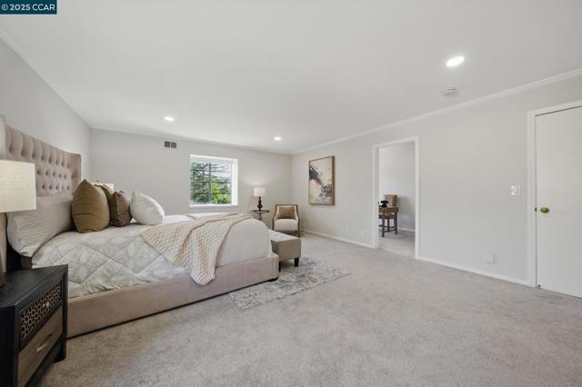 3938 Los Arabis Dr, Lafayette CA: https://media.crmls.org/mediaz/555803ad-533c-40cd-bad2-308d141de332.jpg