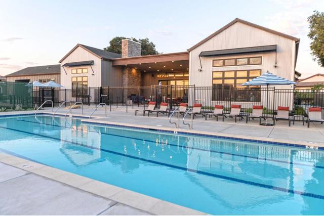 2071 Santoro Way, Hollister CA: https://media.crmls.org/mediaz/55589f63-2491-4c65-a644-c76cb4073759.jpg