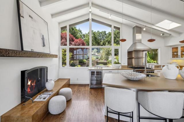 138 Bolivar Lane, Portola Valley CA: https://media.crmls.org/mediaz/55598ee0-9e16-4978-85d3-819d895c87bd.jpg