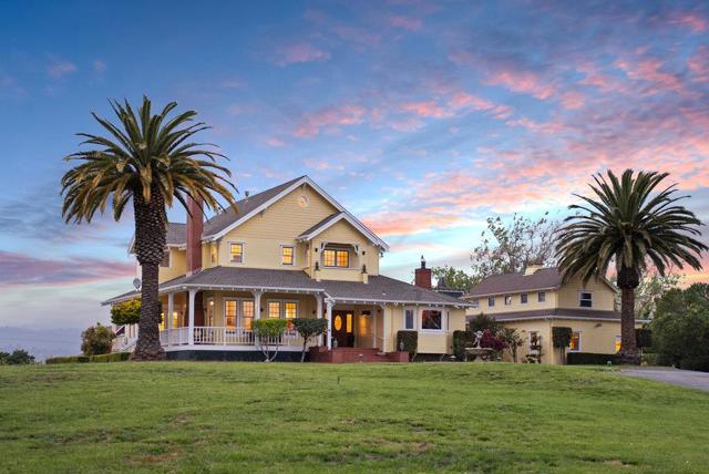 180 Dicicco Terrace, Watsonville CA: https://media.crmls.org/mediaz/5559932a-650a-4956-90f8-df3e051c9e41.jpg