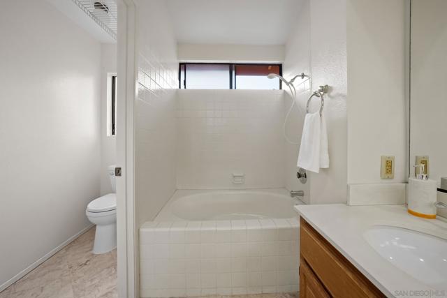 9197 Buckwheat St, San Diego CA: https://media.crmls.org/mediaz/555a10ed-1cb7-477c-8cc9-33dffb9da17c.jpg
