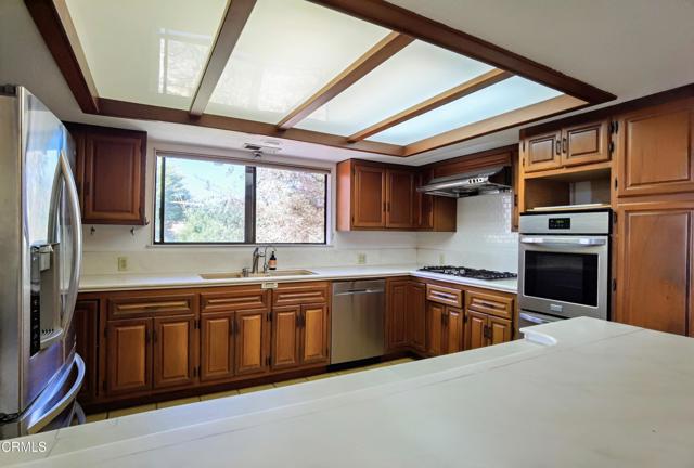 5060 Collis Avenue, South Pasadena CA: https://media.crmls.org/mediaz/555a4eba-ddca-40bc-9cf5-7052c986b476.jpg
