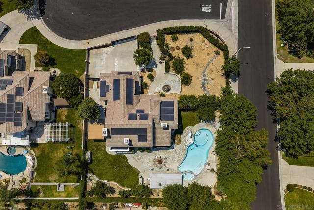 14058 Pearson CT, Rancho Cucamonga CA: https://media.crmls.org/mediaz/555bd8d7-450a-47c7-be5e-87cd9109e893.jpg