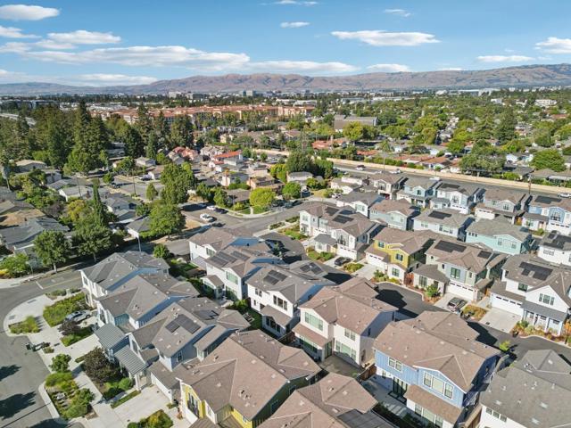 709 Vinemaple Terrace, Sunnyvale CA: https://media.crmls.org/mediaz/555c53cb-0f99-41b0-ab2b-3b817bd1aa0c.jpg