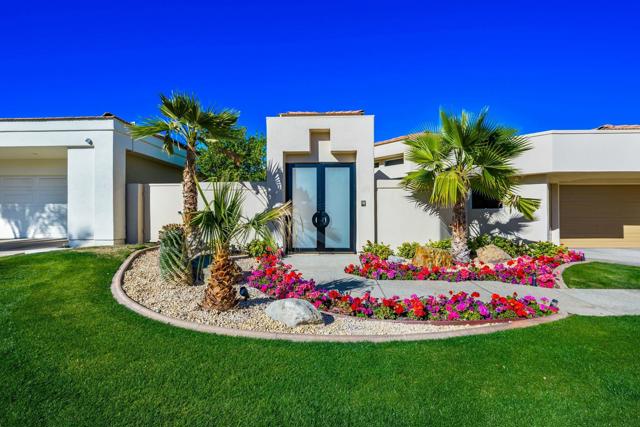 Image 4 of 51 For 75330 14th Green Drive