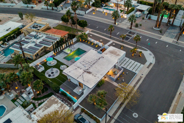 3351 E Paseo Barbara, Palm Springs CA: https://media.crmls.org/mediaz/555e3f46-6631-49d0-940a-c39e2018674f.jpg