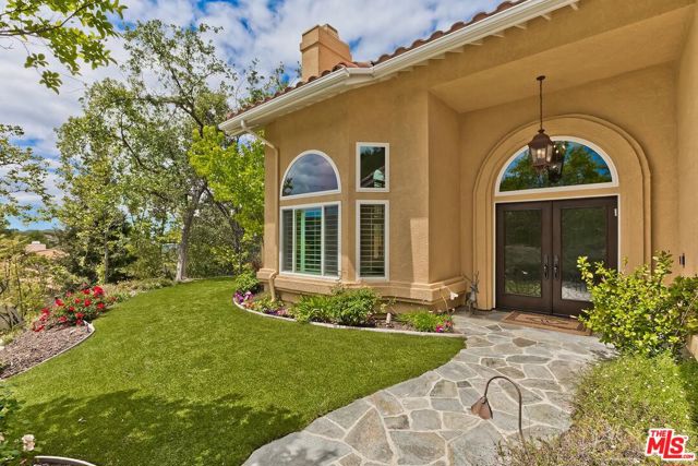 22400 Calipatria Drive photo 4