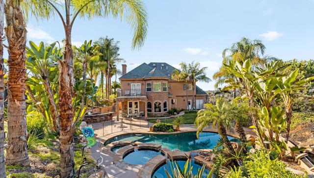 Detail Gallery Image 2 of 73 For 2270 Summit Dr, Escondido,  CA 92025 - 5 Beds | 3/1 Baths