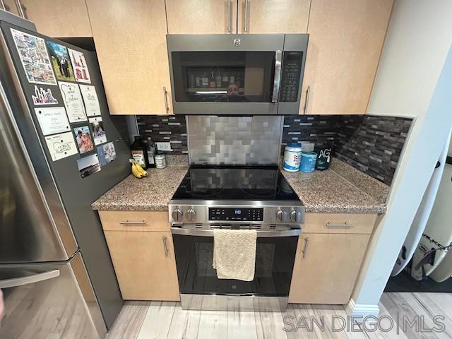 425 Beech - photo 8