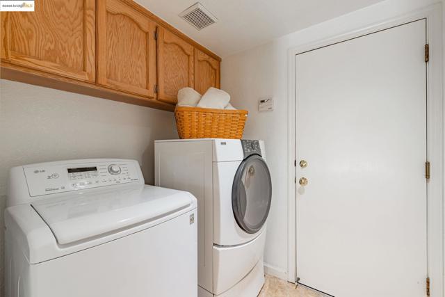 4452 Pronghorn Ct, Antioch CA: https://media.crmls.org/mediaz/5560923e-fca1-41db-a15a-c2c811bae107.jpg