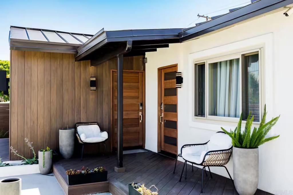 3761 Oleander Dr - photo 4