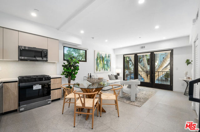 1016 N Martel Avenue, West Hollywood CA: https://media.crmls.org/mediaz/55619cd4-539c-4a9f-97fb-4146b2de5219.jpg