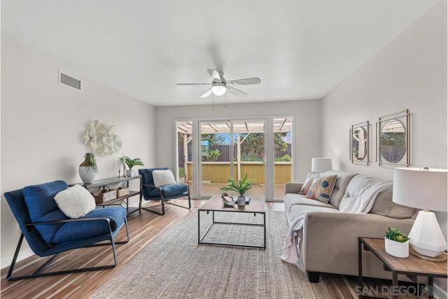 6387 Lake Badin Ave, San Diego CA: https://media.crmls.org/mediaz/5561abd6-bf61-452d-8841-c3be709f6a98.jpg