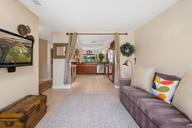 76237 Impatiens Circle, Palm Desert CA: https://media.crmls.org/mediaz/55620905-837d-4a38-a94c-925f2e49289f.jpg