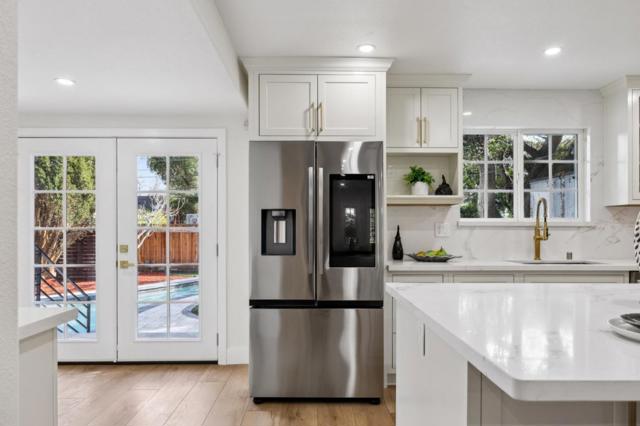 33 Seville Way, San Mateo CA: https://media.crmls.org/mediaz/55628fbd-2d62-496f-90e2-d1e1cb6b3bc5.jpg