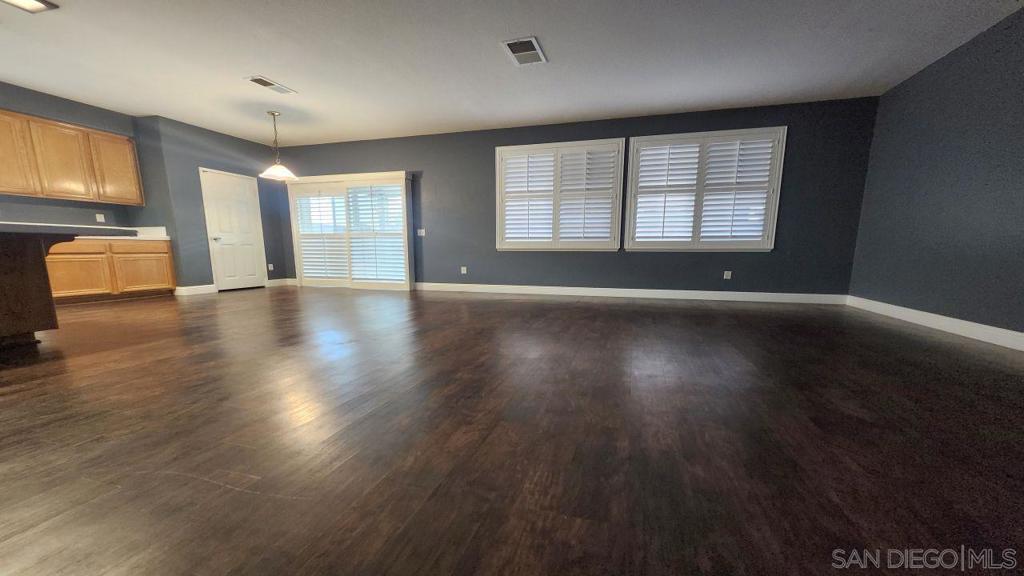 MLS #250045017SD image #26