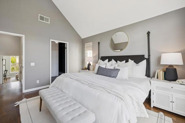 206 Village Lane, Foster City CA: https://media.crmls.org/mediaz/5564bb30-3abb-4f9e-9bed-0b7aaf29b4c7.jpg
