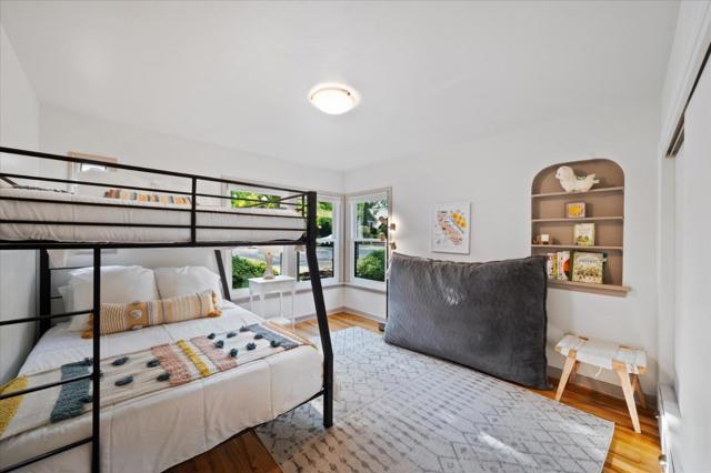 1901 Chestnut Street, Redding CA: https://media.crmls.org/mediaz/5564c9ee-05fc-4d8c-bf6a-b98a8d79f914.jpg