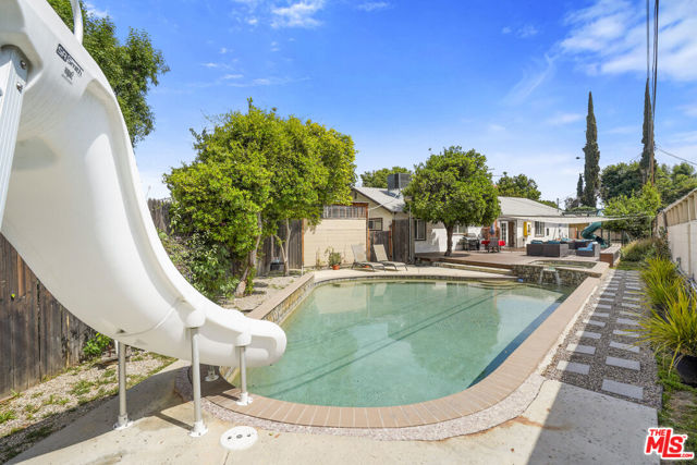 7017 Vicky Avenue, West Hills CA: https://media.crmls.org/mediaz/5567c7a6-707e-40f9-a94d-720ef665a1ca.jpg