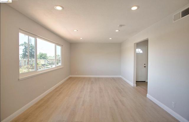 Image 15 of 28 For 2261 48th Ave