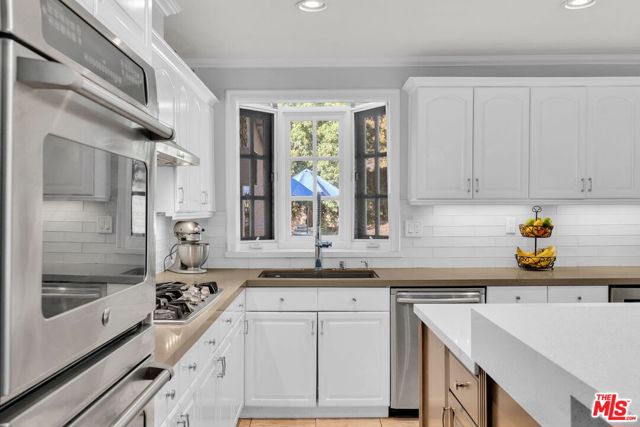 7170 Deveron Ridge Road, West Hills CA: https://media.crmls.org/mediaz/556a69c5-e1c0-4398-84fa-525f657b4399.jpg