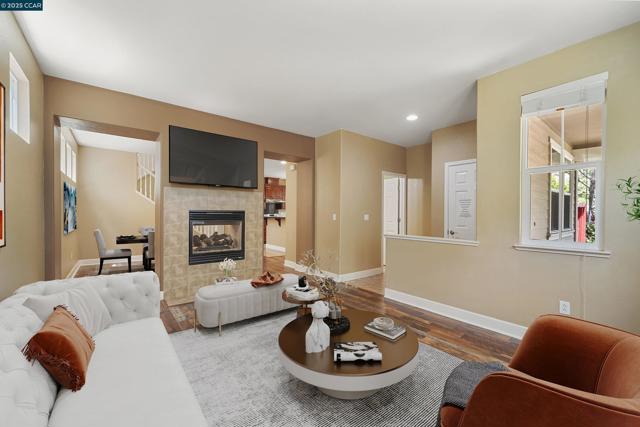 513 Lexington Dr, Vallejo CA: https://media.crmls.org/mediaz/556b1177-a01a-4f1a-b9c4-3585745f4f2b.jpg