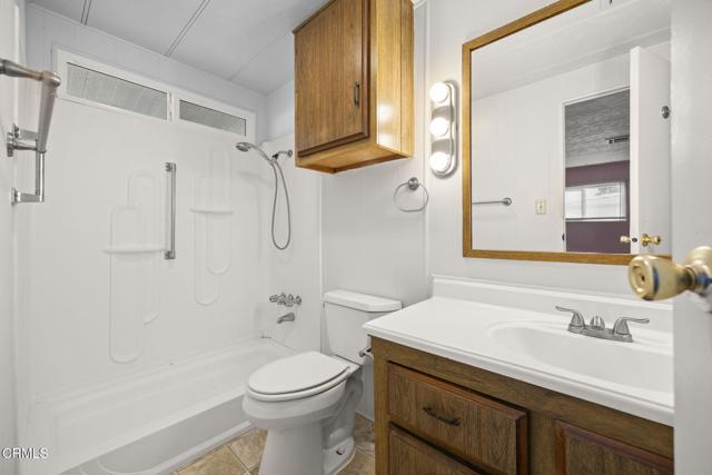 Detail Gallery Image 25 of 41 For 80 Copland Cir #80,  Ventura,  CA 93003 - 2 Beds | 2 Baths