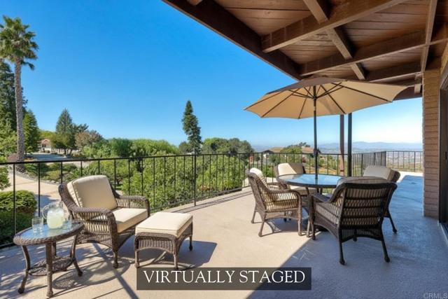 Detail Gallery Image 11 of 75 For 2335 Mirador, Vista,  CA 92084 - 5 Beds | 2/1 Baths