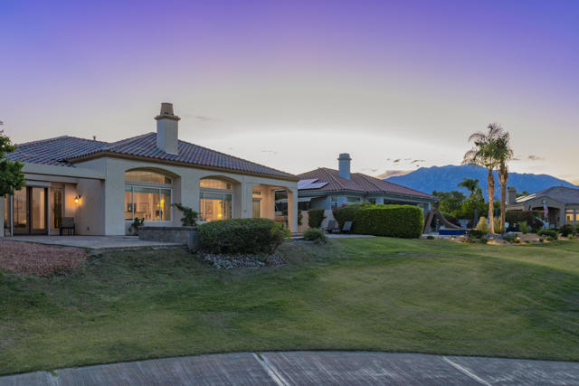 107 Via Bella, Rancho Mirage CA: https://media.crmls.org/mediaz/556d33aa-337b-4bad-aa81-b929c0534eed.jpg