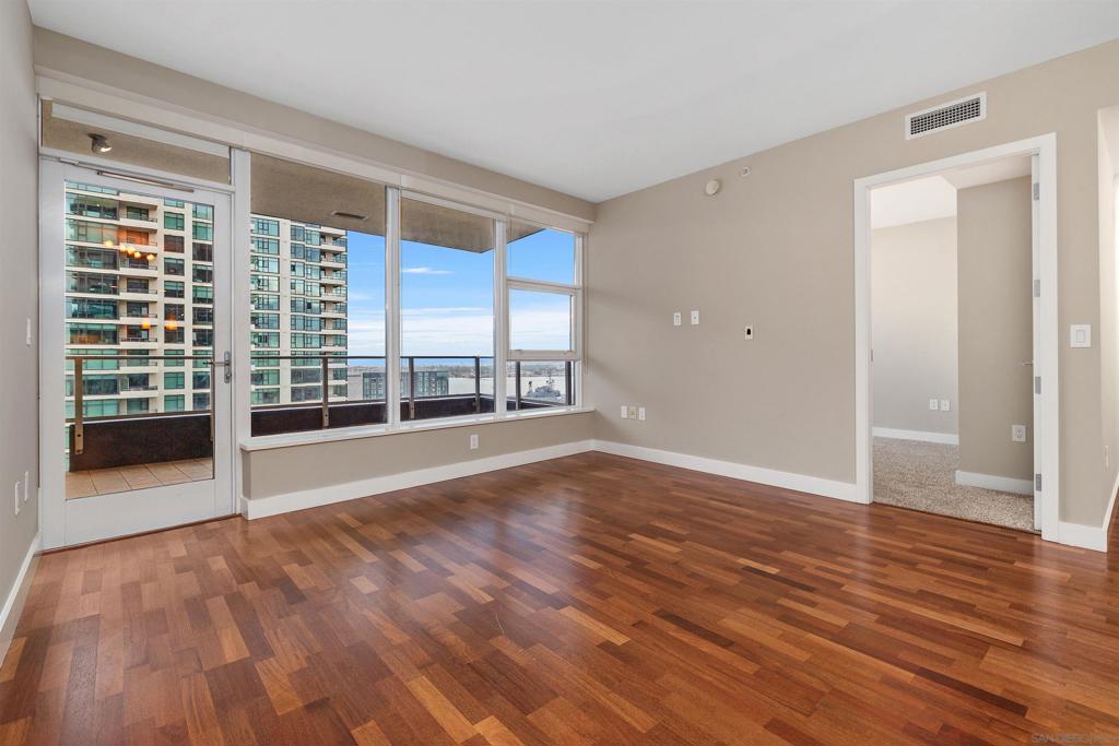 1325 Pacfiic Hwy. - photo 11