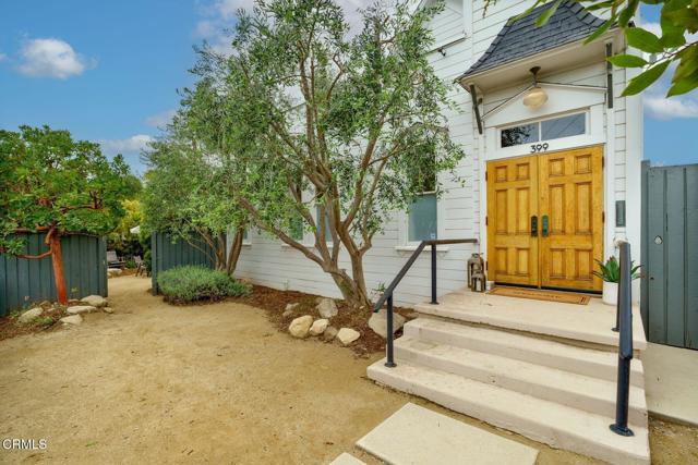 399 W Center Street, Ventura CA: https://media.crmls.org/mediaz/556ddbc8-995d-48f4-a370-118738d6321b.jpg