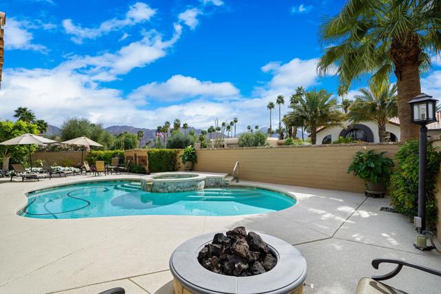 73580 Agave Lane, Palm Desert CA: https://media.crmls.org/mediaz/556e8050-1a35-4909-938e-4ea268153b33.jpg