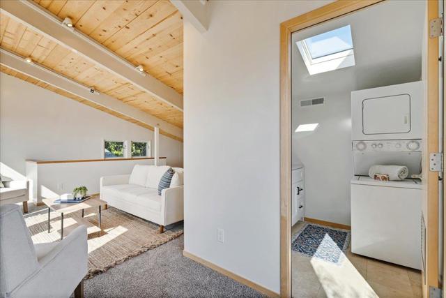 405 Heather Point Lane, Watsonville CA: https://media.crmls.org/mediaz/556ec842-e4dc-4d7a-87f8-386c8f0b46af.jpg