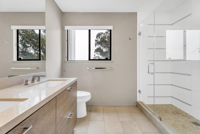 999 Carolina Street, San Francisco CA: https://media.crmls.org/mediaz/556fb8c9-7b64-464d-a49d-e4355a17ad7c.jpg