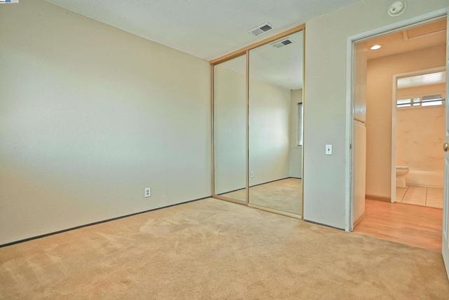 4919 Mohr Ave, Pleasanton CA: https://media.crmls.org/mediaz/55718e86-edb1-4327-8562-9a9364544ebb.jpg
