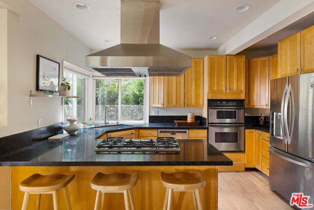 1269 North Clark Street photo 4