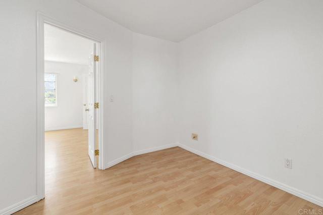 2412 Heatherwood Court, Escondido CA: https://media.crmls.org/mediaz/557426fd-e769-4fd3-827e-ccad55d6a1cd.jpg