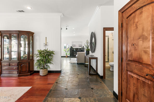 10240 Principe Place, Santa Rosa CA: https://media.crmls.org/mediaz/5575a102-9111-474e-8b7c-20b9c8f687cf.jpg